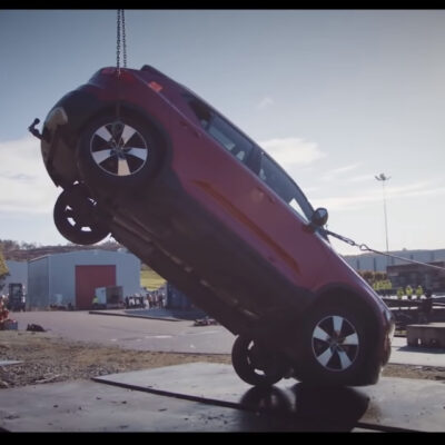 Volvo spustilo extrémne drop testy vozidiel!